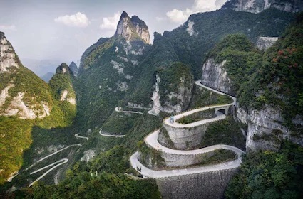 5 Days Discovery Tour from Guangzhou to Zhangjiajie