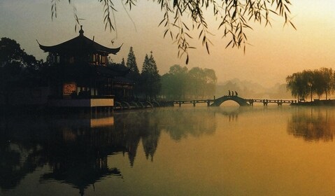 Ultimate 6D Package: Shanghai,Hangzhou,Suzhou and Huangshan