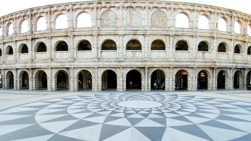 Day Tour of Macau's Historic Landmarks with Ferry from Hong Kong