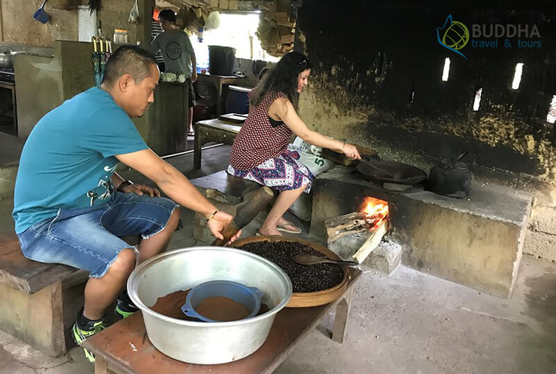 Hirasingh Tamang - Roast Coffee Beans in Bali